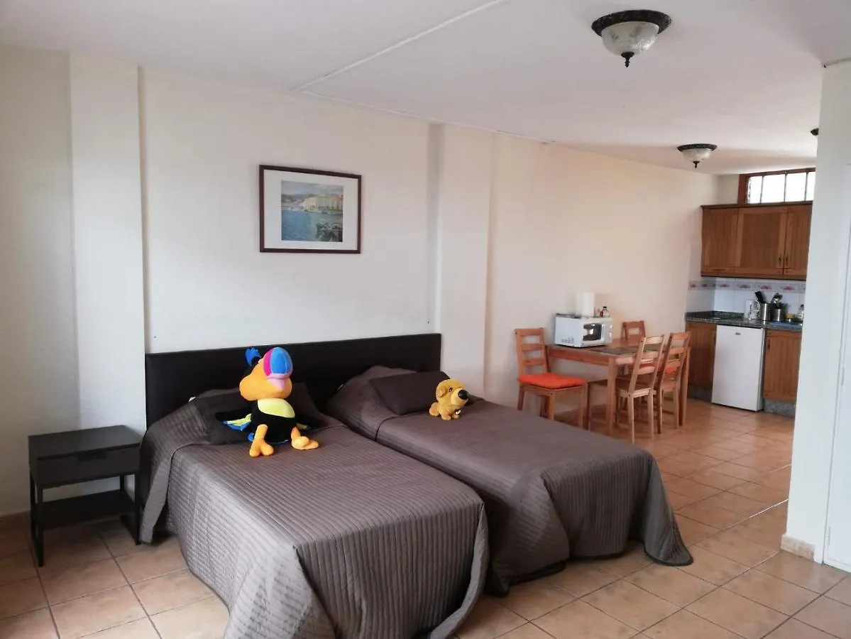 Studio In Parque Cattleya, Playa De Las Americas Apartment 0*, Playa de las Americas (Tenerife)