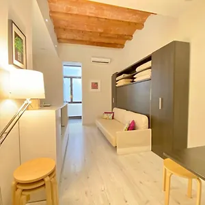  Appartamento True Design In Heart Of Noble Bcn Spagna